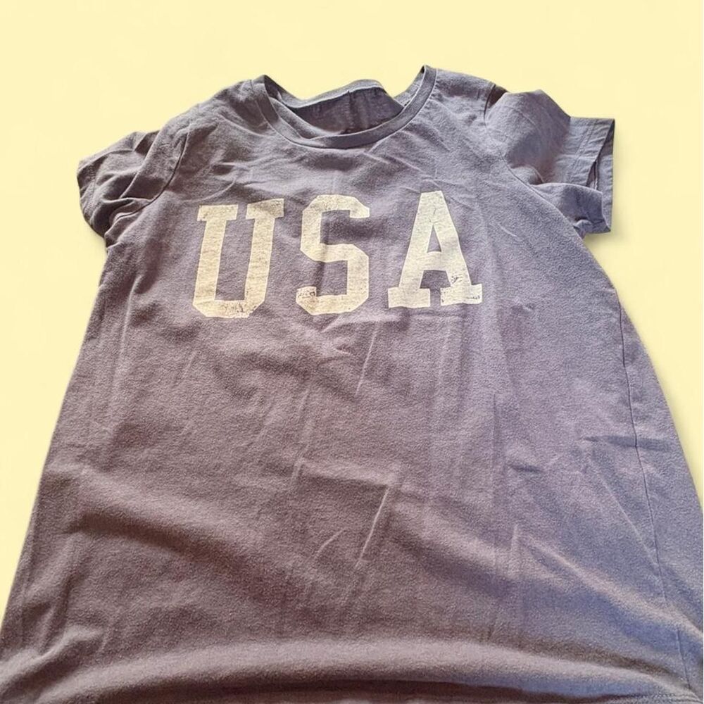 Jcpenney Women's Navy and Purple T-shirt